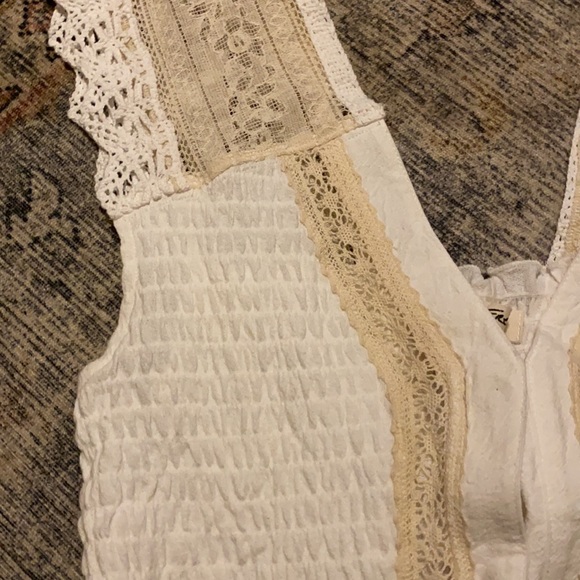 NWOT We the Free white and Ivory Lace top Size Small - Picture 4 of 5